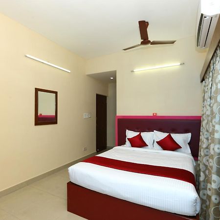 Oyo 8410 Rajeswari Tower Hotel Chennai Esterno foto