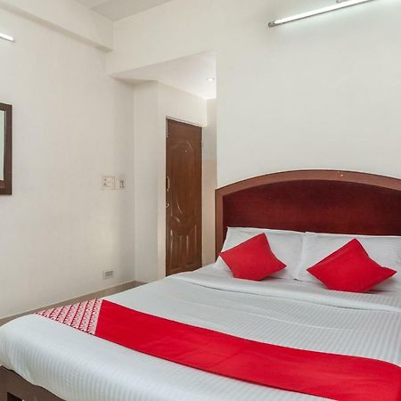 Oyo 8410 Rajeswari Tower Hotel Chennai Esterno foto