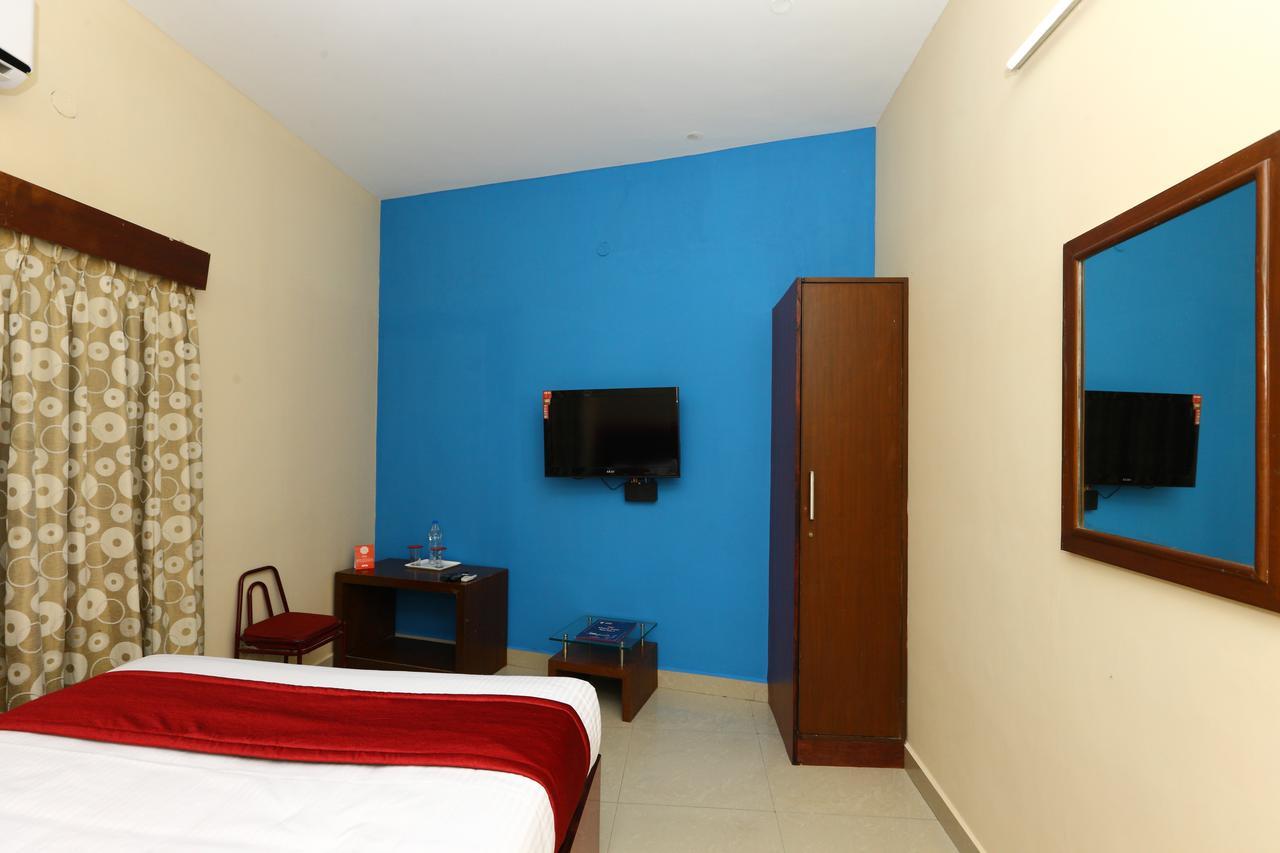 Oyo 8410 Rajeswari Tower Hotel Chennai Esterno foto