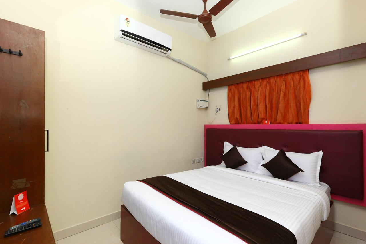 Oyo 8410 Rajeswari Tower Hotel Chennai Esterno foto