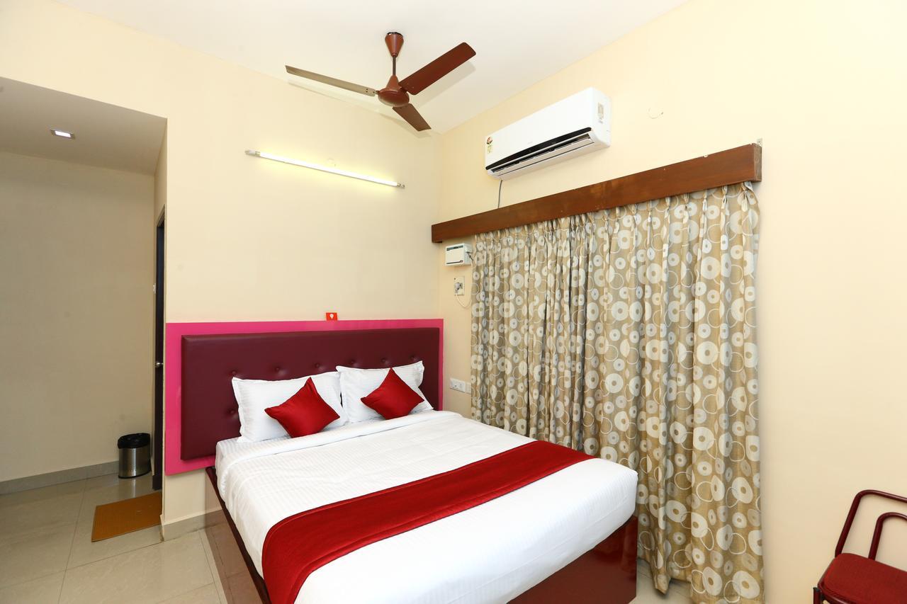 Oyo 8410 Rajeswari Tower Hotel Chennai Esterno foto