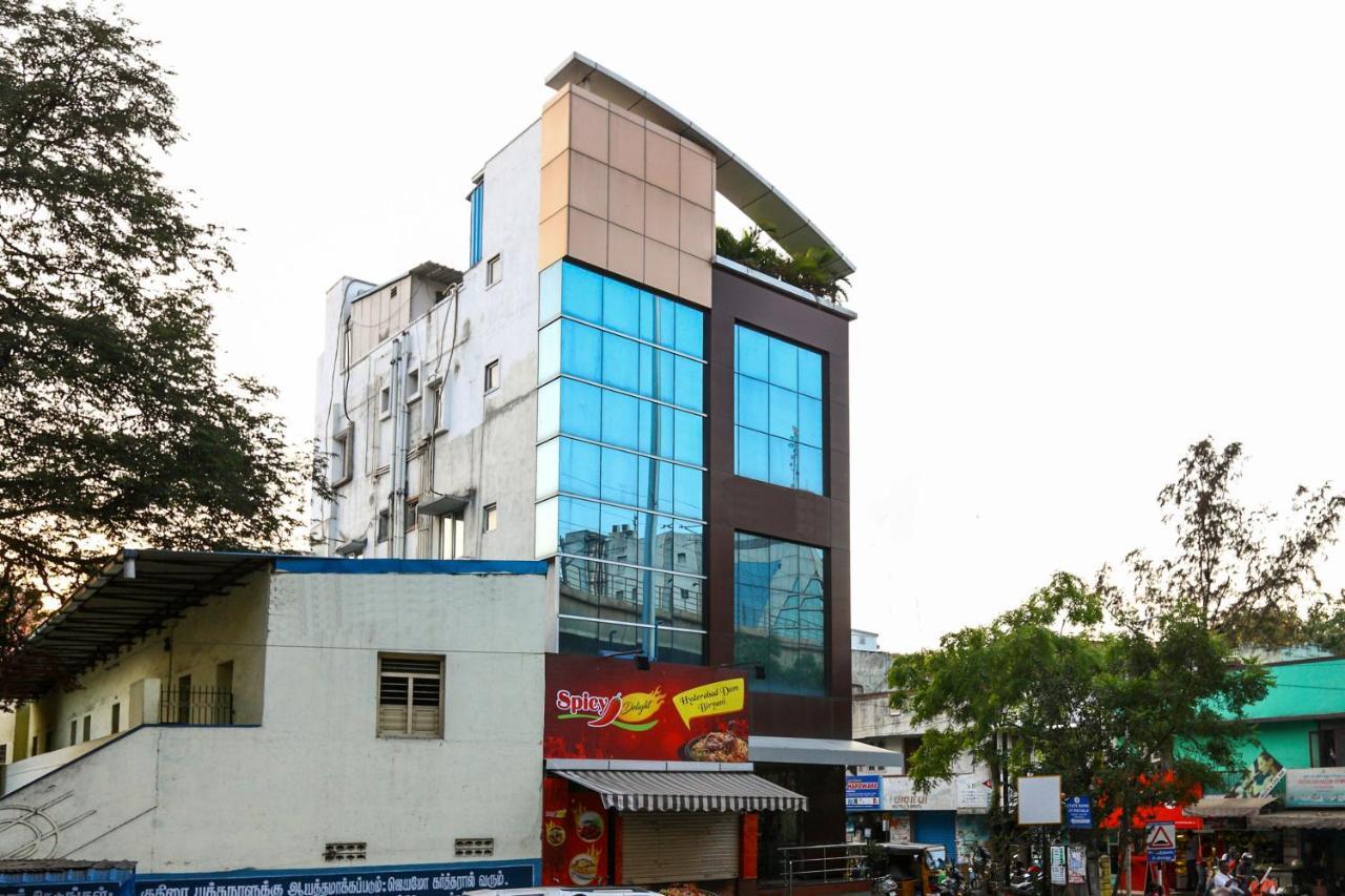 Oyo 8410 Rajeswari Tower Hotel Chennai Esterno foto