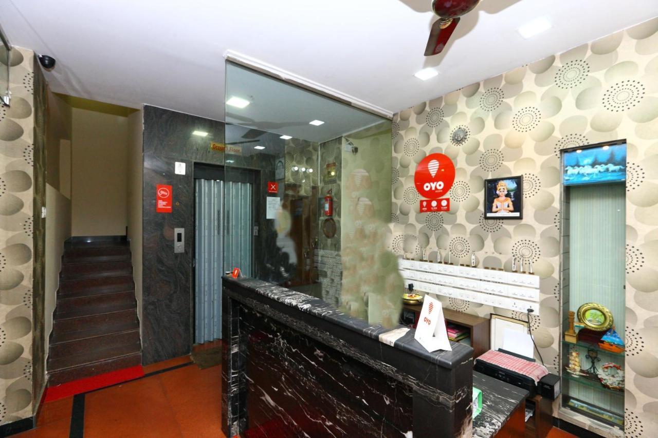 Oyo 8410 Rajeswari Tower Hotel Chennai Esterno foto