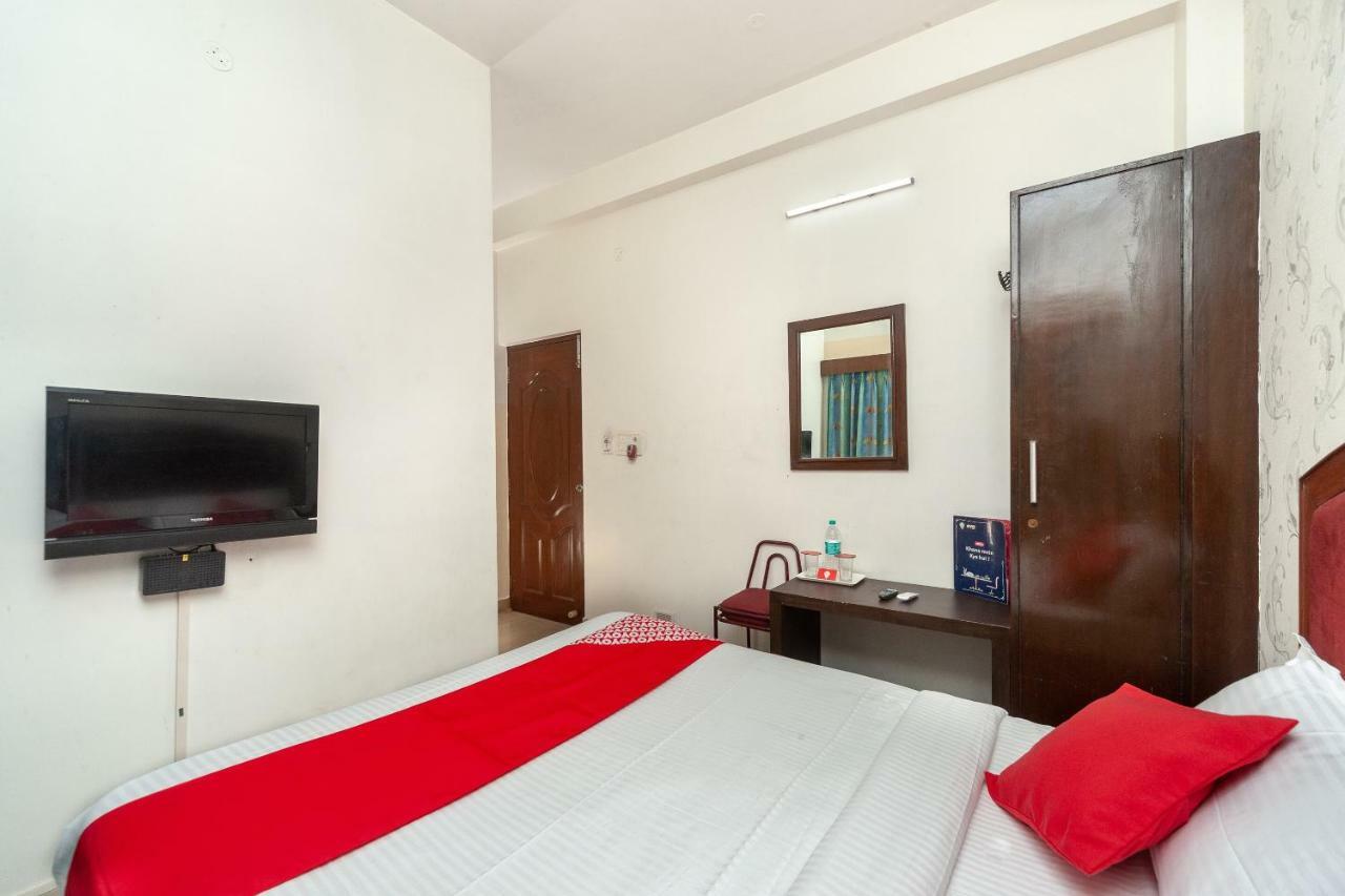 Oyo 8410 Rajeswari Tower Hotel Chennai Esterno foto