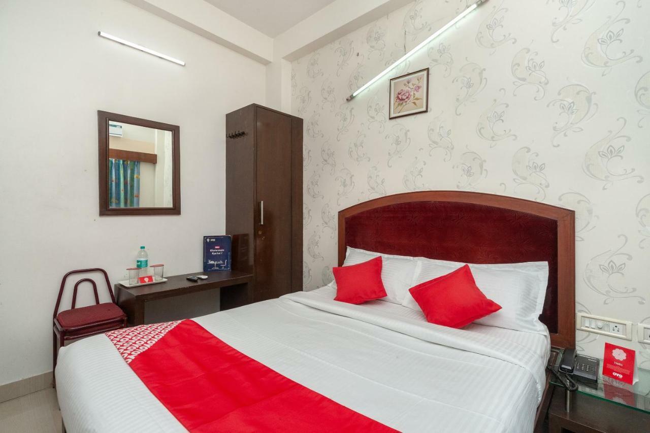 Oyo 8410 Rajeswari Tower Hotel Chennai Esterno foto