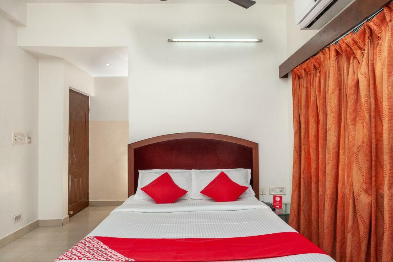 Oyo 8410 Rajeswari Tower Hotel Chennai Esterno foto